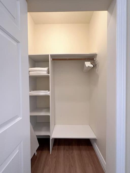 Super Cosy 8Bed & 6Bath In Vancouver Heart Near To Airport And Downtown Kültér fotó
