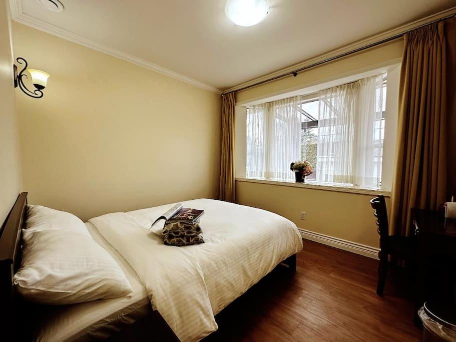 Super Cosy 8Bed & 6Bath In Vancouver Heart Near To Airport And Downtown Kültér fotó