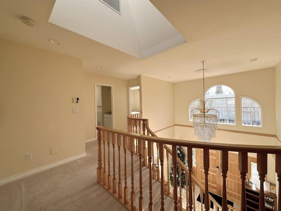 Super Cosy 8Bed & 6Bath In Vancouver Heart Near To Airport And Downtown Kültér fotó